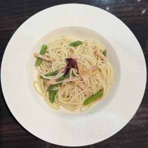 アスパラとベーコンのペペロンチーノ