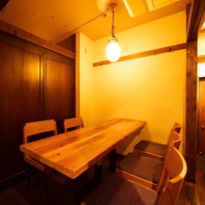 人数やシーンに応じて、貸切のご相談も可能。宴会やイベント、特別な集まりにも対応できます。詳細はお気軽にお問い合わせください。