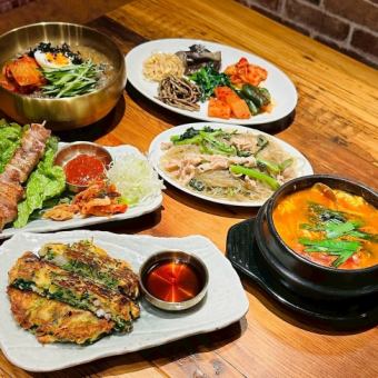 王道韓国満喫コース｜サムギョプサル串、海鮮スンドゥプ＆冷麺付7品