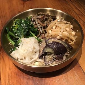 自製韓式拌菜（Namul）－5種