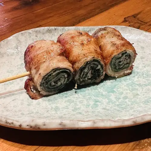 韓国海苔とエゴマの豚巻き串