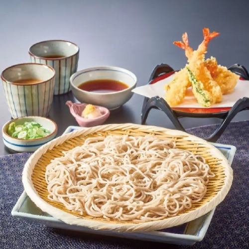 ≪Homemade Sarashina Soba Noodles≫ Tempura Sarashina Soba