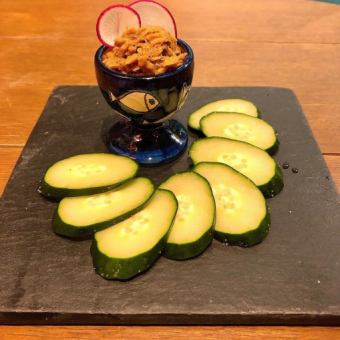 Cucumber and tuna miso