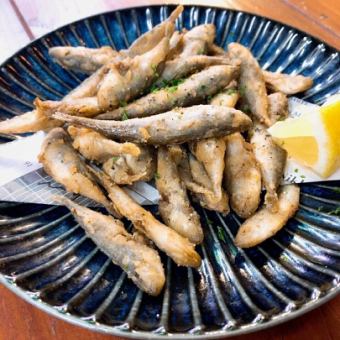 豆あじの唐揚げ