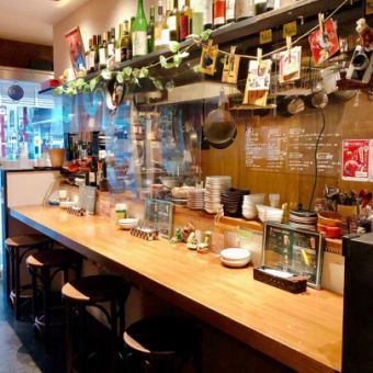 【1Fフロア】カウンター席。６名様まで対応◎