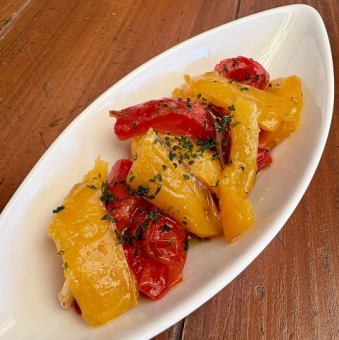 Marinated roasted bell peppers