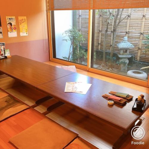 掘りごたつのお席♪