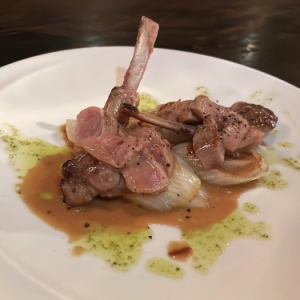 Grilled veal loin on the bone (2 pieces)