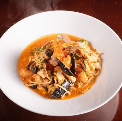 Lively seafood pescatore