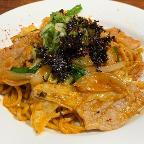 Ondama Buldak Bokkeummyeon (Super Spicy Fried Noodles)