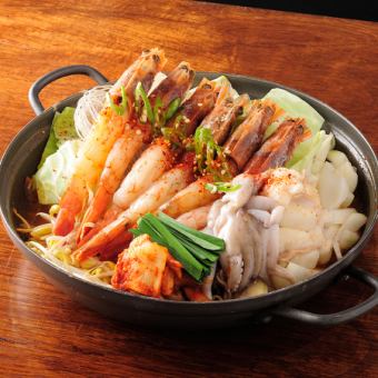 本格韓国料料理を堪能【海鮮鍋】◆全7品生大赤海老のナッコプセコース3500円