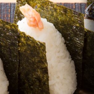 おにぎり(鮭・明太・ねり梅)