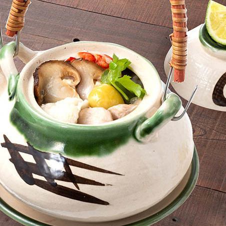 松茸陶罐