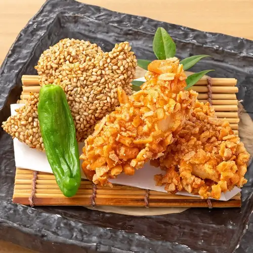 河豚（河豚魚）裹米餅油炸