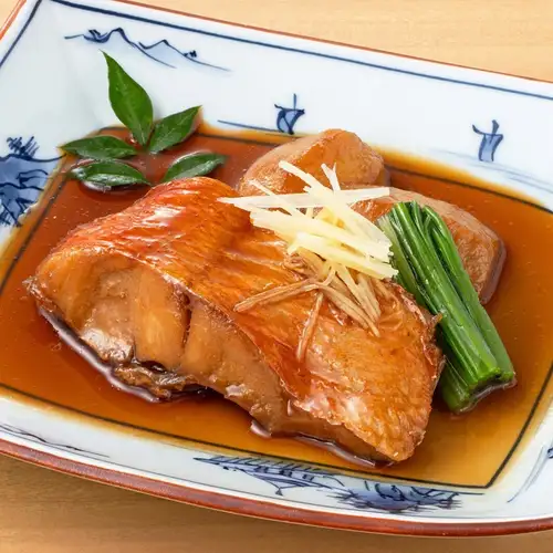 用醬油燉石斑魚和芋頭