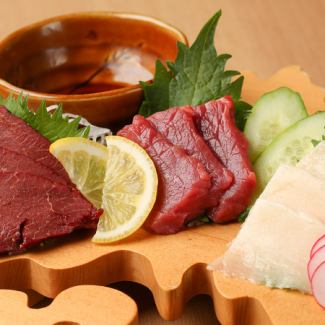 3 kinds of horse sashimi for 3 servings