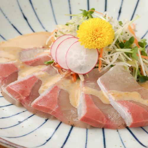 Blue mackerel style yellowtail sashimi