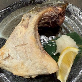 盐烤鰤鱼颈肉（数量有限）