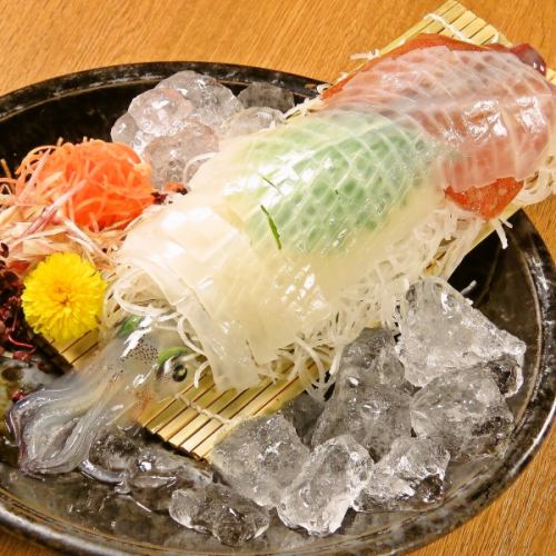 鮮度抜群！呼子名物！泳ぎイカ◇噛めば噛むほど感じる上品な甘み、一度食べると癖になる。随時限定入荷中！