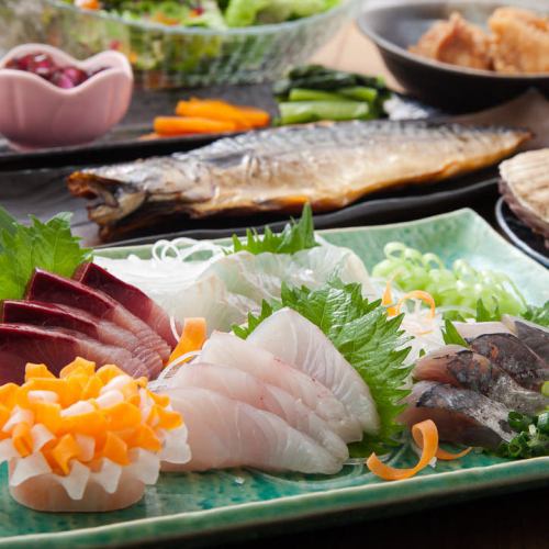 逗子で昼飲み!定食も◎