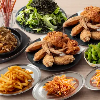 【120分飲み放題】ジューシーな唐揚げ＆手羽先をとことん満喫◎「アゲ揚げコース」全8品