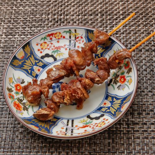 Gizzard skewers (2 skewers) with salt and sauce