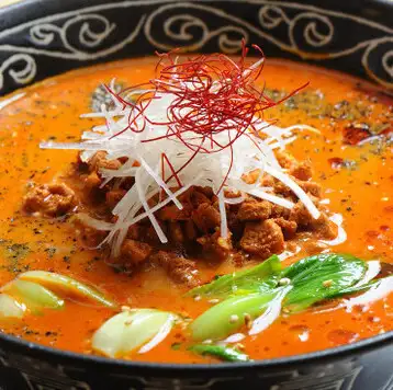 大人気の濃厚担々麺