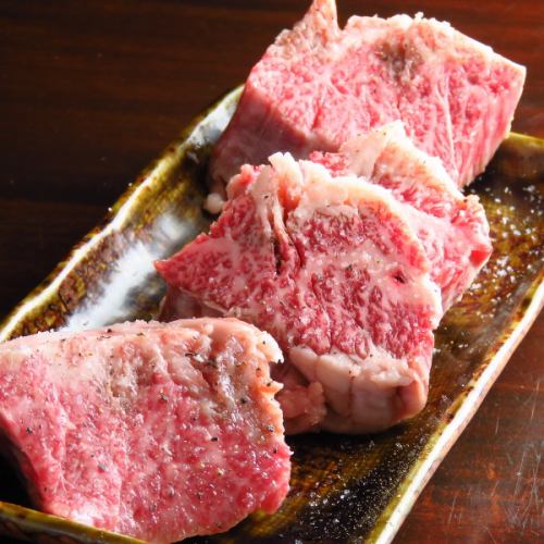 Thickly cut high quality meat ☆