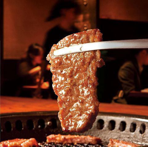 牛角が中洲にOPEN！中洲で焼肉食べ放題なら当店へ！