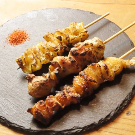 【平日時間無制限飲み放題】厳選焼鳥2種/鶏唐揚/博多明太もつ鍋8品明太のとりこ定番コース3500円
