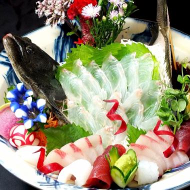 [有包间]生鱼片鲽鱼&大虾&A5级黑毛和牛等[季节宴会套餐]仅餐6,200日元