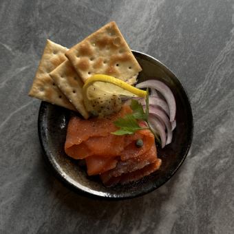 【ちょい盛り】サーモンのカルパッチョ