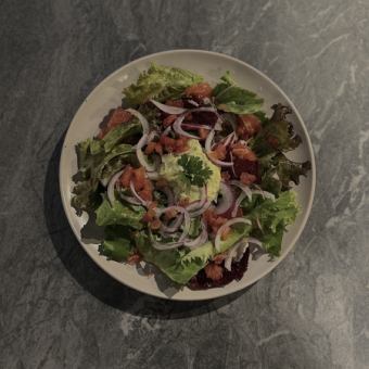 アボカドとグレープフルーツのサラダ