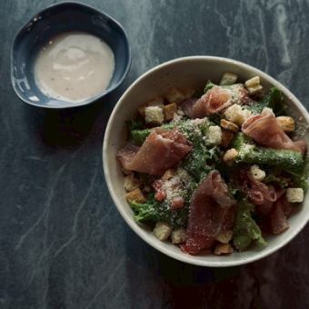 シーザーサラダ