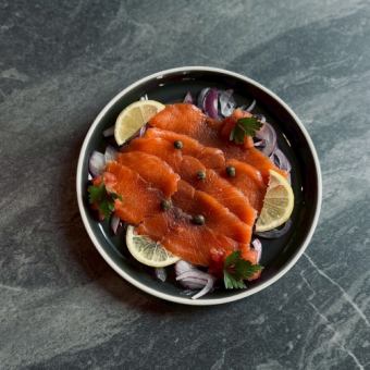 サーモンのカルパッチョ