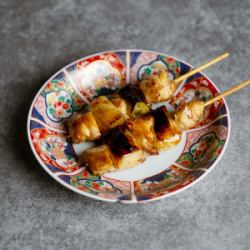 鶏もも串/ねぎま（タレ／塩）
