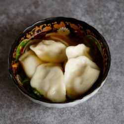 自家製エビ入り水餃子