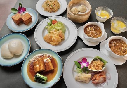 【燈籠套餐】4人以上☆含甜點8道菜4,200日圓(含稅)