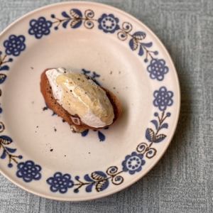 ☆白レバームースとバゲット