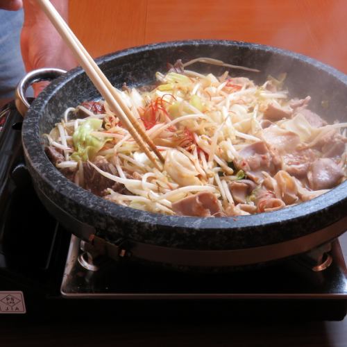 Ton-chan can order vegetables and meat from 440 yen (tax included) per person!