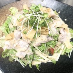 黒豚冷しゃぶサラダ