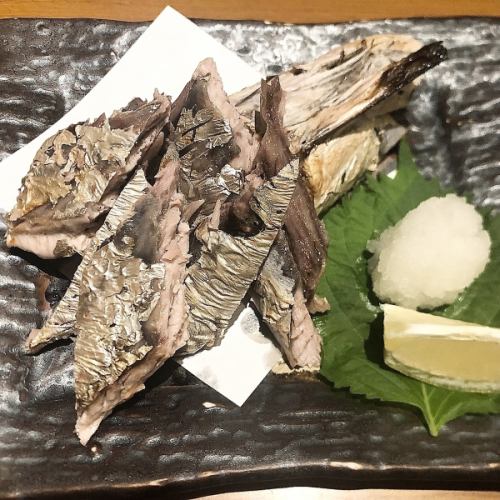 カツオの腹皮焼き