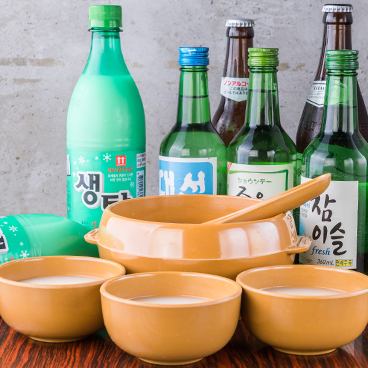 お酒も韓国焼酎から、ビールや日本酒、ワインなど数多く取り揃えております☆
