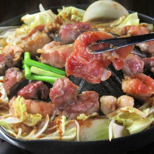 【新感覚】ジンギスカン鍋で焼く「たんちゃん焼き」！溢れる肉汁と秘伝ダレが野菜に溶け込む極旨の逸品！