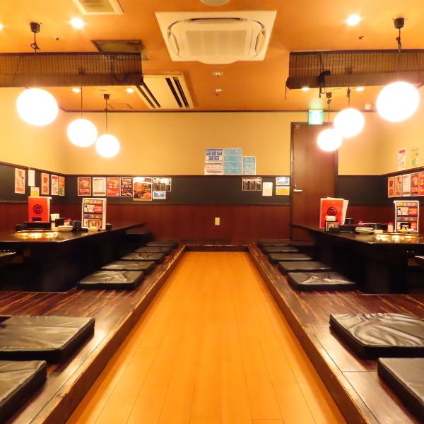 ★貸切宴会は35名様まで★掘りごたつのお席です。他の席とは離れているのでワイワイ盛り上がるコンパや宴会するには最適です！（お店貸切の場合は最大75名様までご利用可能）