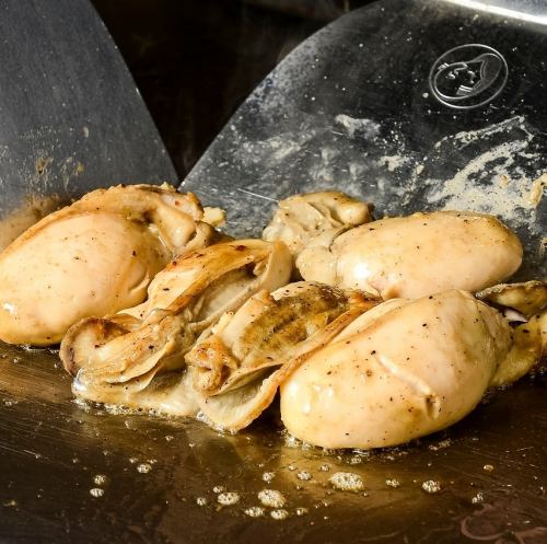 Sanriku Oysters Grilled with Butter and Soy Sauce (5 pcs)