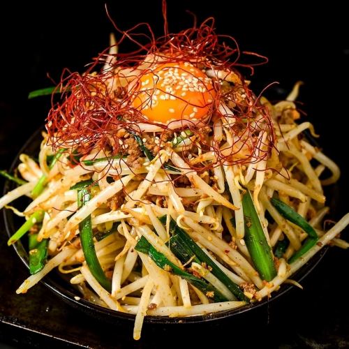 Taiwanese bean sprout stir fry