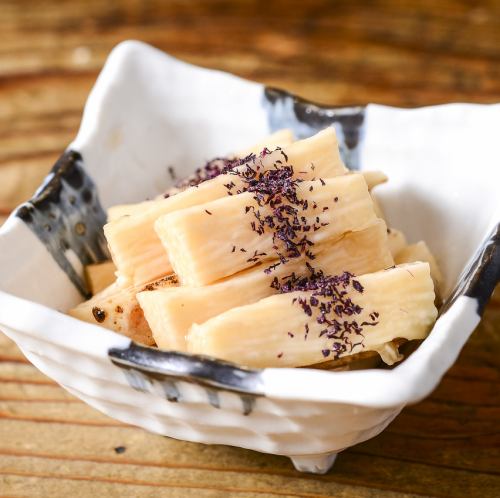 Homemade Chinese yam and shiso strips / Ume crystal