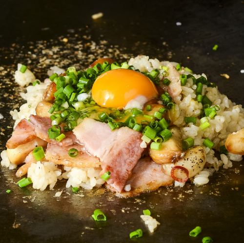 培根 雞蛋 大蒜 米飯