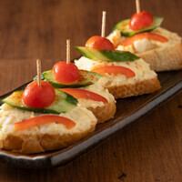 『BBQ串肉プレートコース』チキンフリット含10品 3時間飲み放題付き 4,500円⇒3,500円